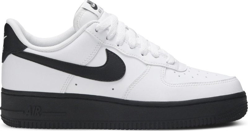 Nike Air Force 1 Low 'White Black Sole'
