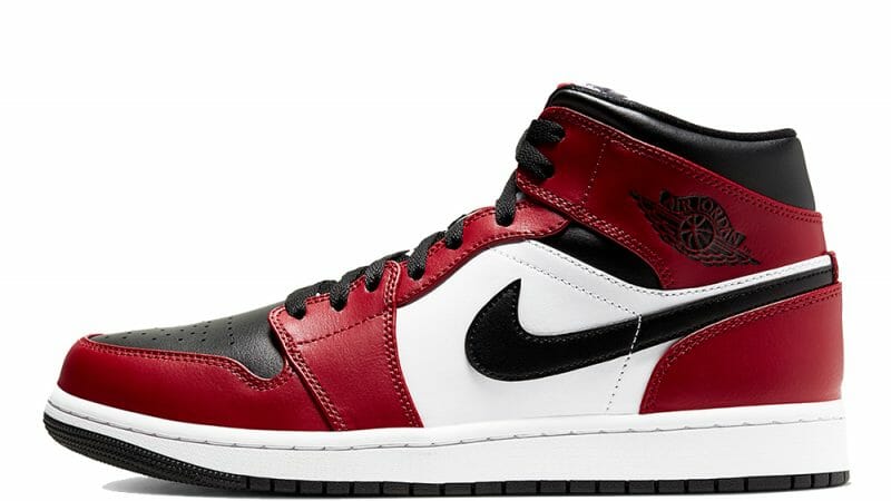 Air Jordan 1 Mid Chicago Black Toe
