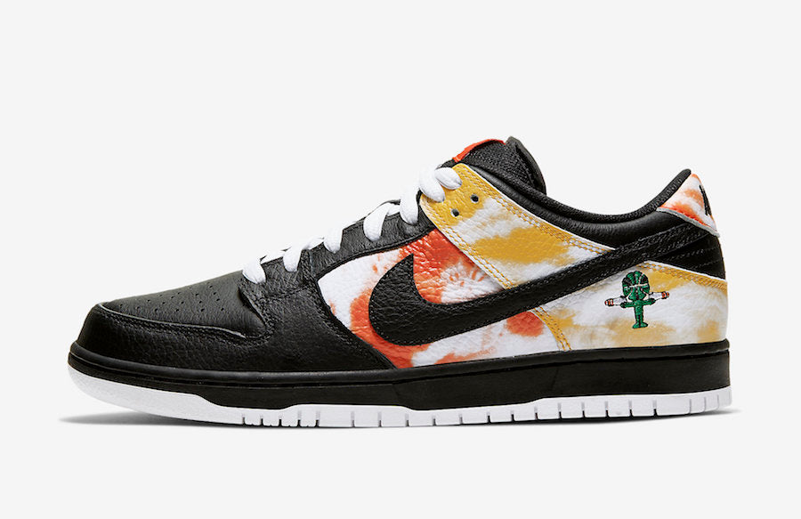 Nike SB Dunk Low Pro QS Roswell Raygun